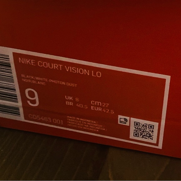 New w/ box Men\'s Nike Court vision low next nature sustainable sneakers size 9